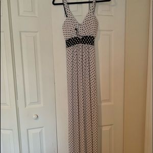 Long Dress, polka dots